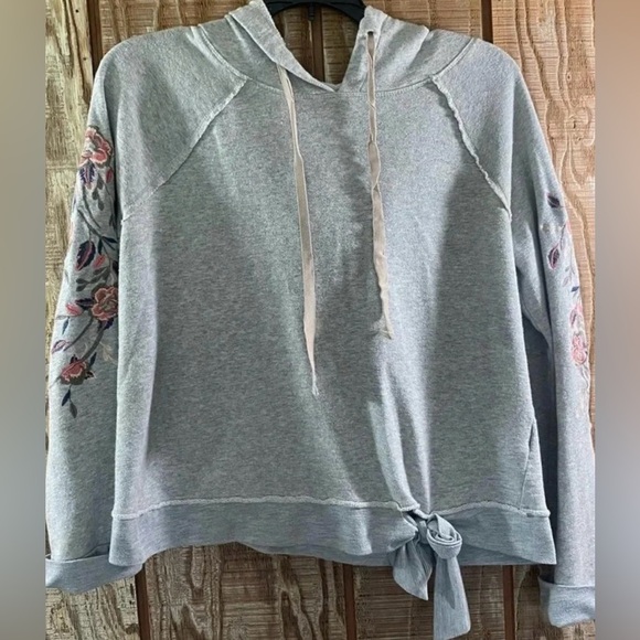 Altar’d State Lightweight Floral Embroidered Hoodie 💐 - Picture 1 of 4